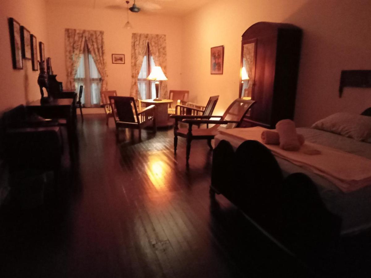Colin'S Place Malacca Luaran gambar
